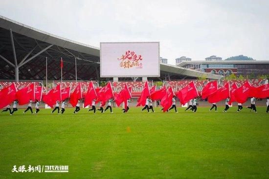 由导演陈可辛监制、张冀任剧本监制、许宏宇执导，刘昊然、彭昱畅、尹昉领衔主演的电影《一点就到家》8月12日发布定档海报，首度曝光演员造型，并官宣将于国庆上映